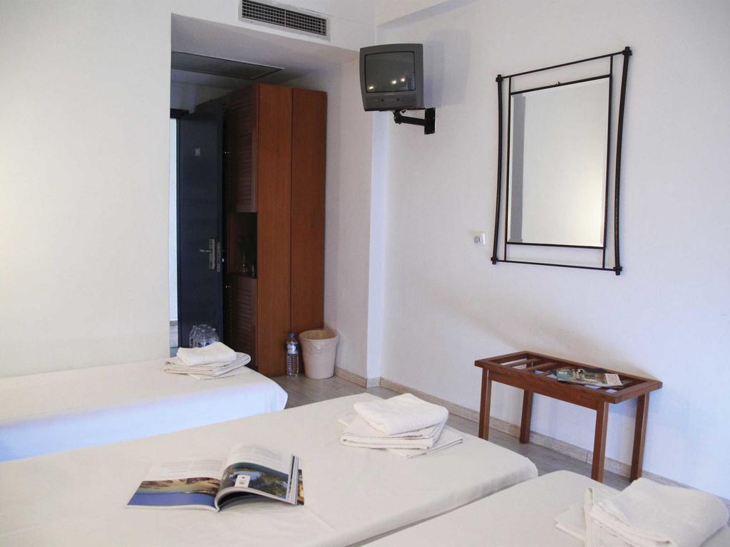 Hotel Azur Kriopigi Kamer foto