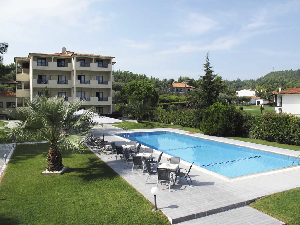 Hotel Azur Kriopigi Buitenkant foto