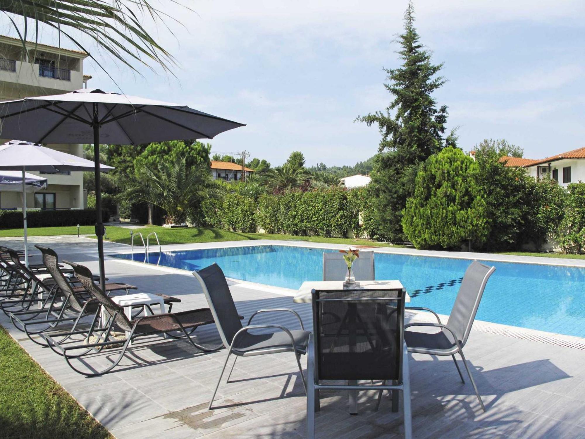 Hotel Azur Kriopigi Buitenkant foto