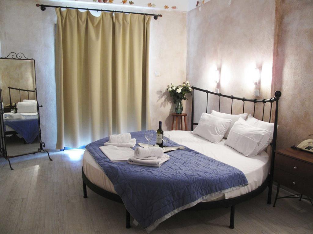 Hotel Azur Kriopigi Buitenkant foto